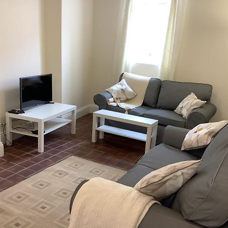 1 - Bed Ground Floor Apartment Tenby Exterior photo